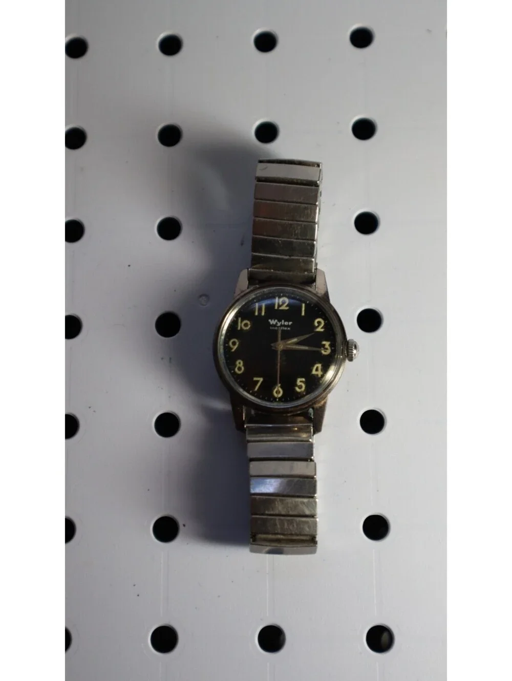 Wyler - 1970's Incaflex Military Style Watch  1162. Running. VG. ST Steel Band